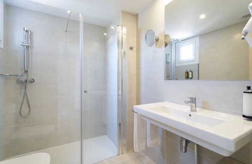 Rincon de Loix Hotel | Halley Hotel & Apartments Affiliated by Meliá