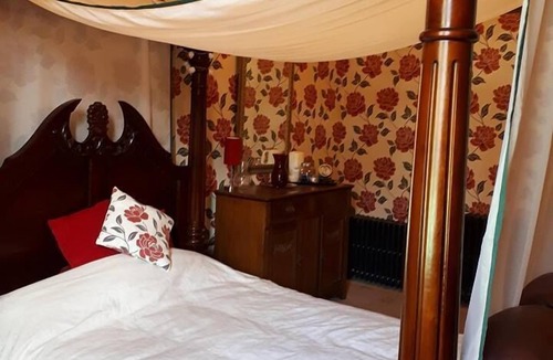 Inverbervie Other | Hallgreen castle