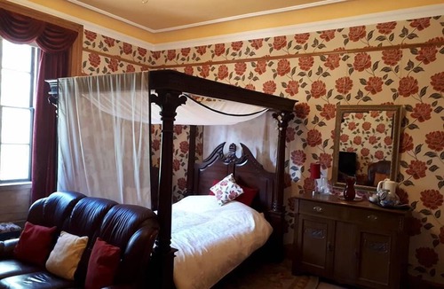 Inverbervie Other | Hallgreen castle