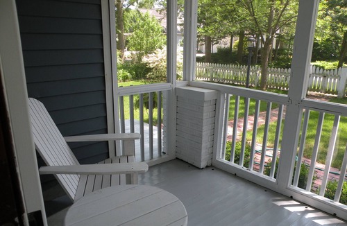 Saugatuck Cottage | Halloween Dates Still Open-Colors Still Beautiful!