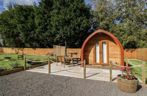 Berkeley House | Halmore Pod