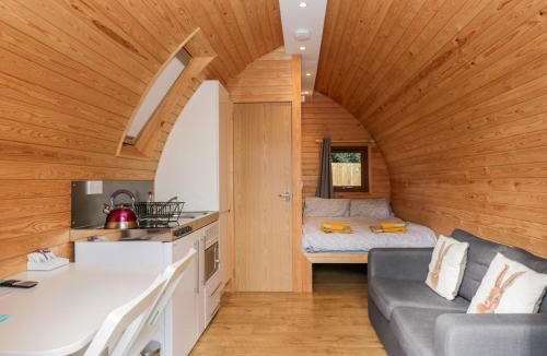 Berkeley House | Halmore Pod