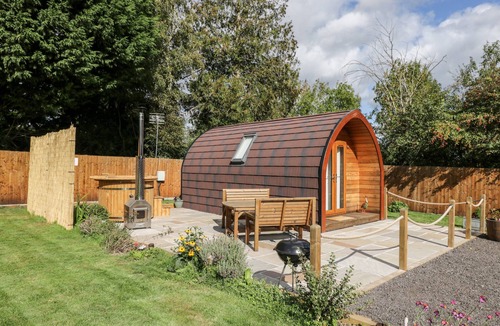 Berkeley Cottage | Halmore Pod