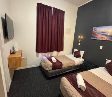 Te Aro Hotel | Halswell Lodge