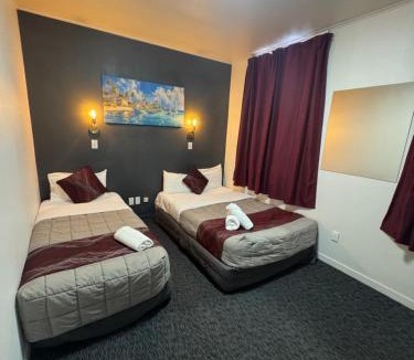 Te Aro Hotel | Halswell Lodge
