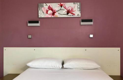 Lattes Hotel | HALT HOTEL - Choisissez l'Hôtellerie Indépendante