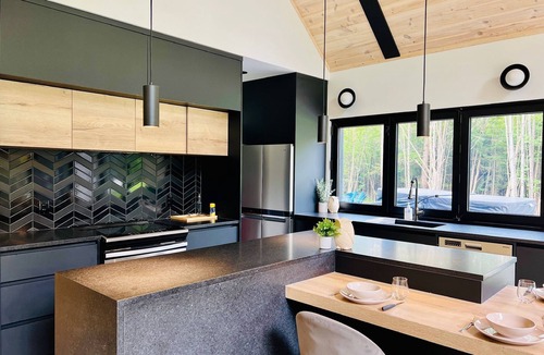 Mansonville House | Halt sur Perkins *Spa *Nature