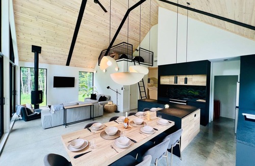 Mansonville House | Halt sur Perkins *Spa *Nature