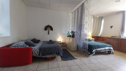 Le Pont-de-Beauvoisin House | Halte convivial,plein centre, wifi ,parking