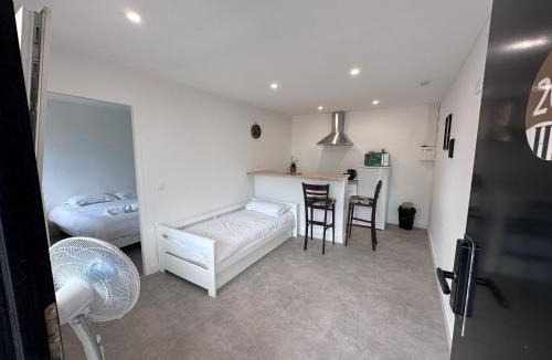 La Vergne Hotel | Halte Hotel - 1 étoile