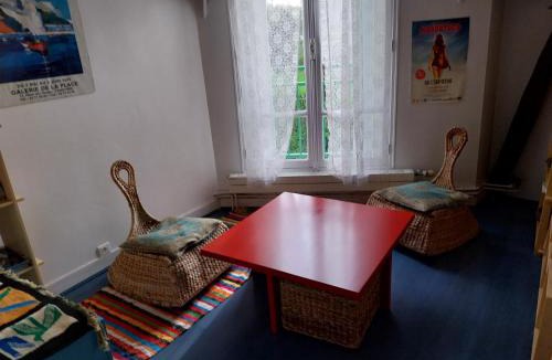 Precy-sur-Oise House | Halte-jardin du hâvre