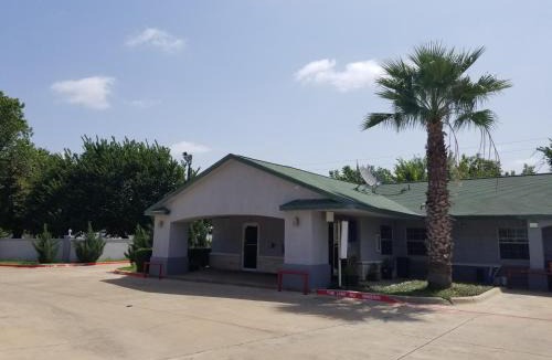 Haltom City Hotel | Haltom Inn Fort Worth