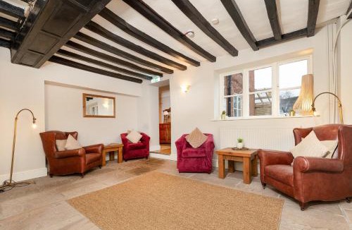 Castle Donington House | Hambleton House