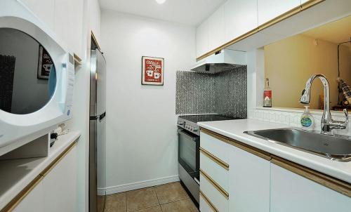 Stoneham Apartment | Hameau 28-51 Studio
