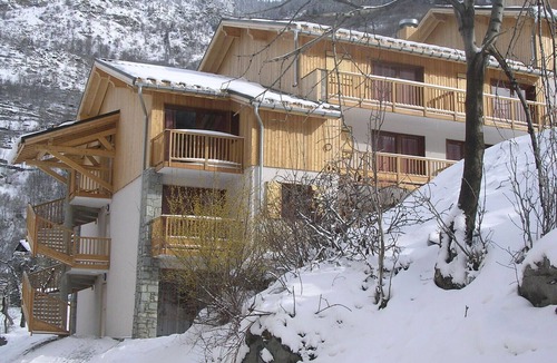 Orelle Apartment | Hameau 8 301 - SPA & PISCINE studio 2 pers.