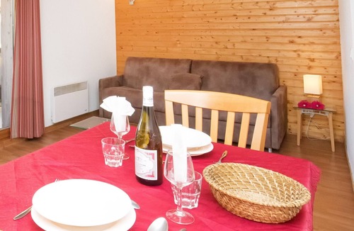 Orelle Apartment | Hameau 8 301 - SPA & PISCINE studio 2 pers.