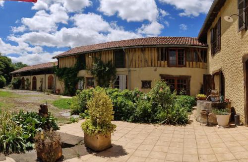 Castelnau-Magnoac Bed & Breakfast | Hameau Dé nousté temps