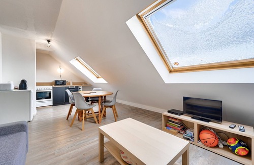 Adervielle-Pouchergues Apartment | Hameau de la Belle Sayette, flat for 4