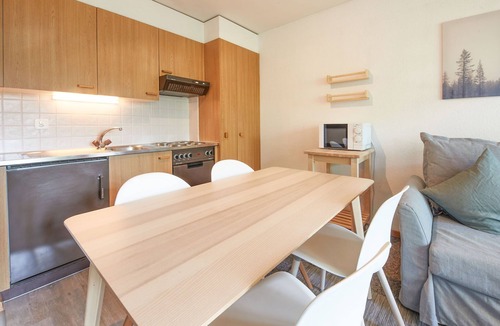 Vex Apartment | Hameau D004 by Interhome