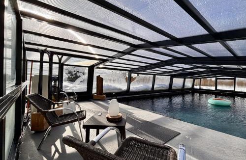 Les Prodains Hotel | Hameau des Prodains - Hôtel