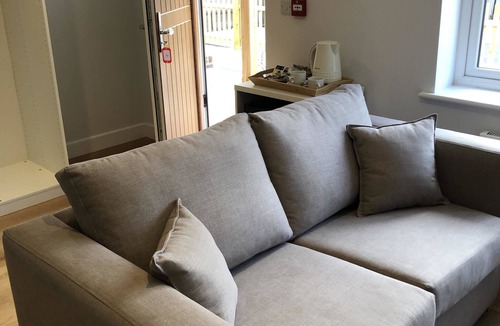 Woolbeding Hotel | Hamilton Arms