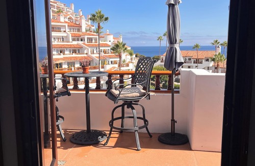 Avalon Villa | Hamilton Cove Oceanview Villa