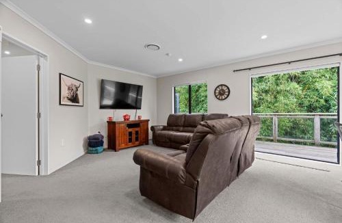 Hamilton House | Hamilton Hideout