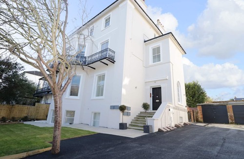 Ryde Cottage | Hamilton's Studio