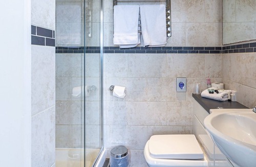 Southend-on-Sea Bed & Breakfast | Hamiltons Boutique Hotel