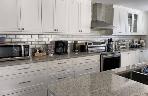 Waterloo House | Hammer Haus II - Entire House - Sleeps 8 - Waterloo