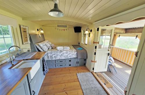 Alresford Resort | Hampshire Hills