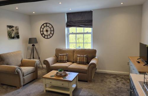 Stourport-on-Severn Apartment | Hampstall Inn