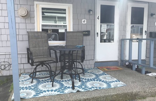 Hampton Cottage | Hampton Beach - Great Location and Immaculate