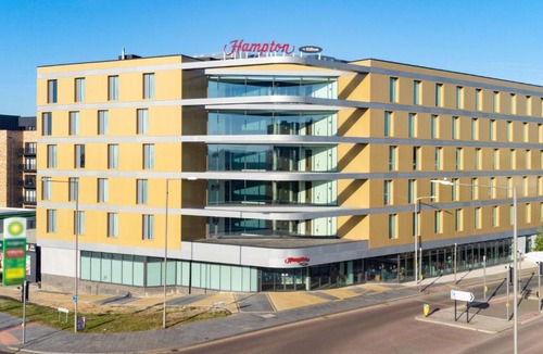 Ashford Hotel | Hampton by Hilton Ashford International