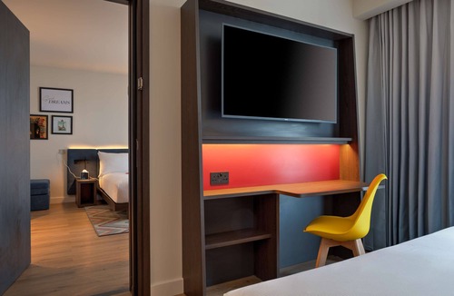 Ashford Hotel | Hampton by Hilton Ashford International