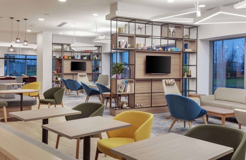 Ingliston Hotel | Hampton by Hilton Edinburgh Airport