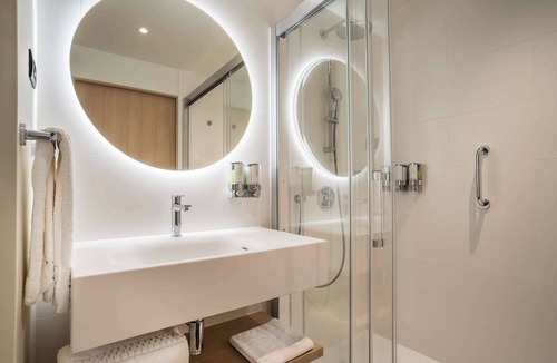 Arcegno Hotel | Hampton By Hilton Locarno