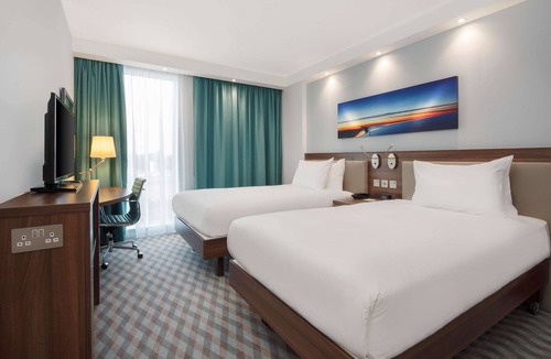 Stansted Hotel | Hampton by Hilton London Stansted Airport