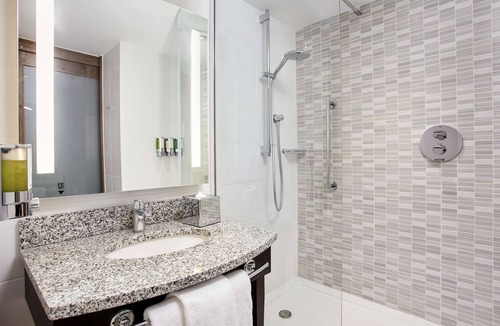 Littlemore Hotel | Hampton by Hilton Oxford