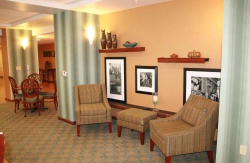 Brentwood Hotel | Hampton by Hilton