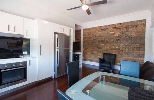 Clayfield Apartment | Hampton Court Apartments