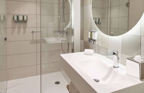 El Port Hotel | Hampton by Hilton Barcelona Fira Gran Via