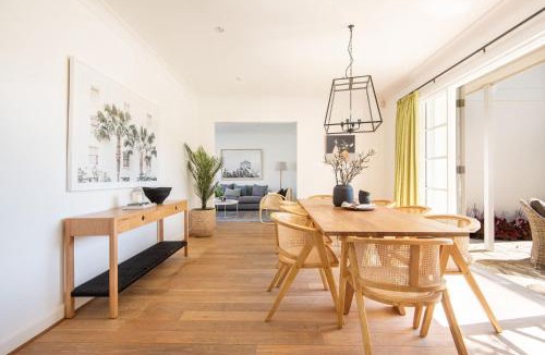 Hampton House | Hampton Haven Pool metres to the Beach