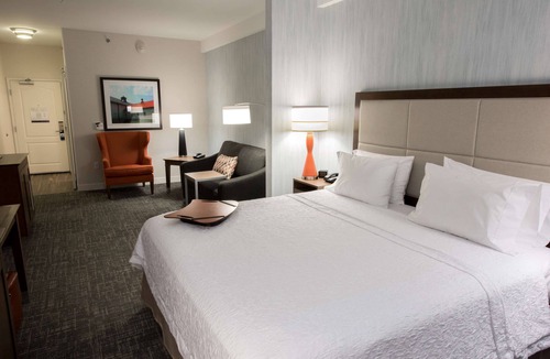 McKownville Hotel | Hampton Inn Albany-Western Ave/University Area