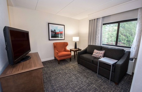 McKownville Hotel | Hampton Inn Albany-Western Ave/University Area