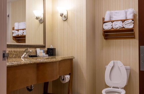 Alice Hotel | Hampton Inn Alice
