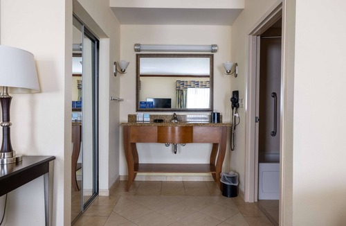 Alice Hotel | Hampton Inn Alice