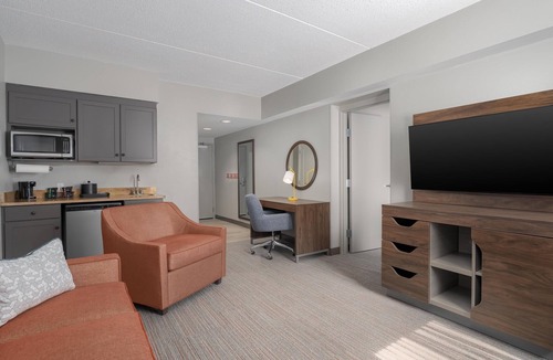 Altoona Hotel | Hampton Inn Altoona