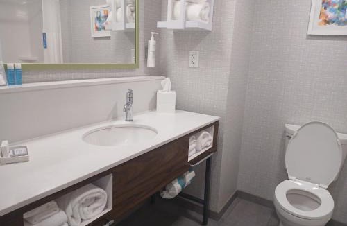 Fayetteville Hotel | hampton inn and suites