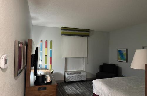 Fayetteville Hotel | hampton inn and suites